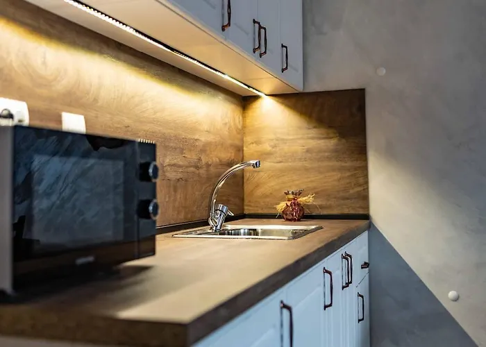 Apartman With A Mountain View Banszko